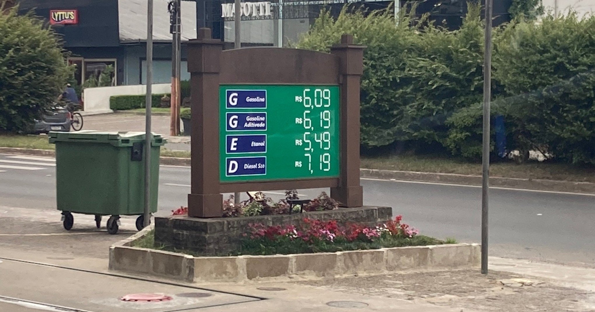 Preço sobe e gasolina já é encontrada por R$ 6,29 em Gramado