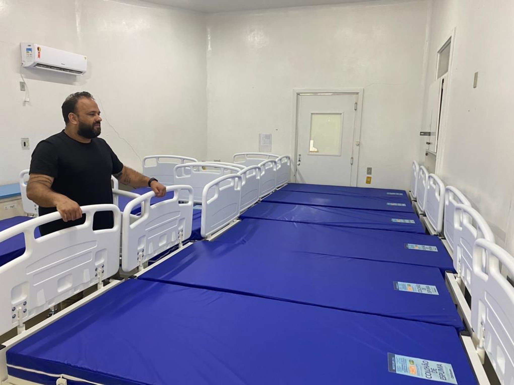 Hospital de Canela recebe novas camas hospitalares para substituir antigas