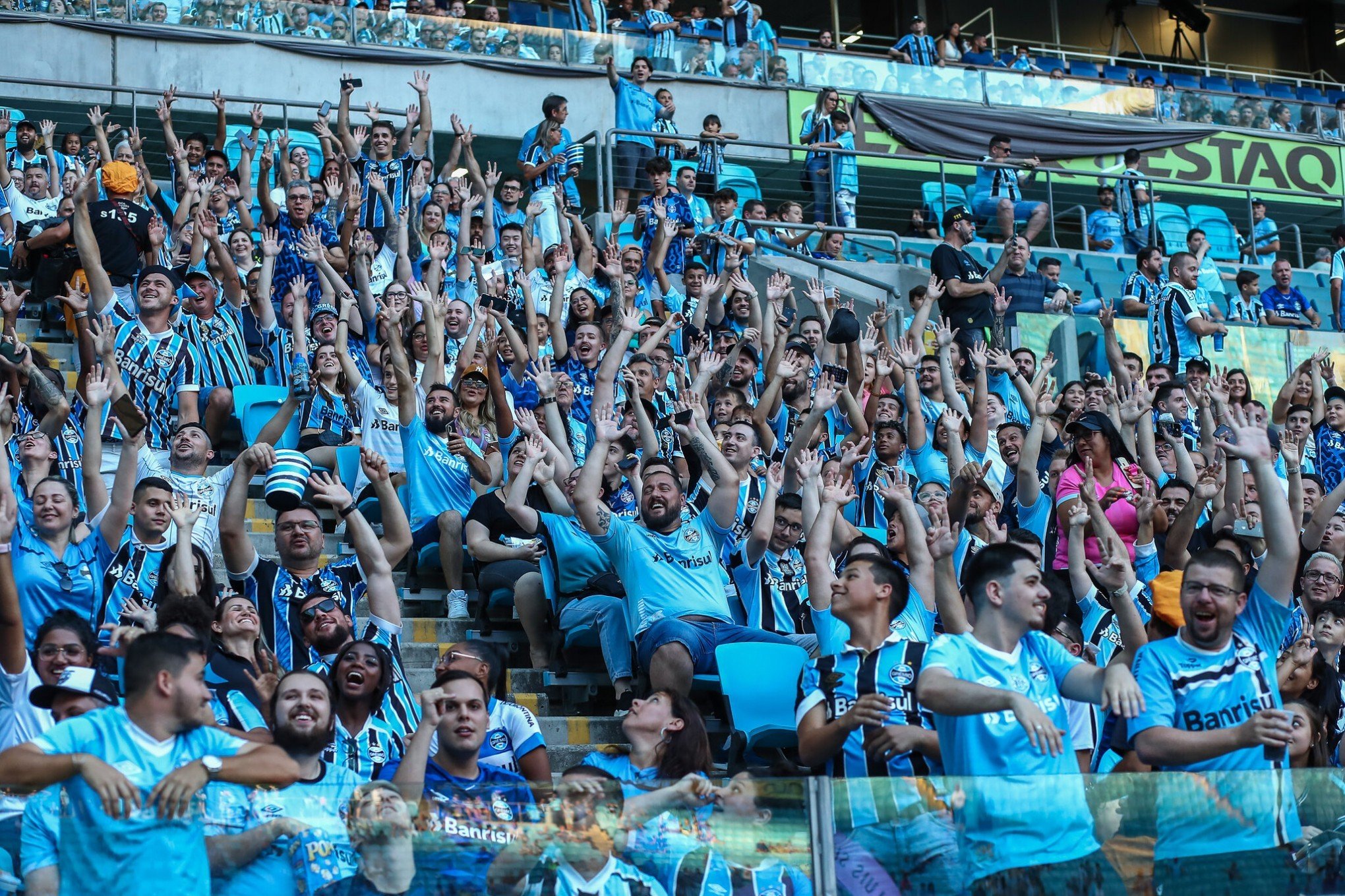 Acompanhe a apresentação oficial do uruguaio Luis Suárez no Grêmio