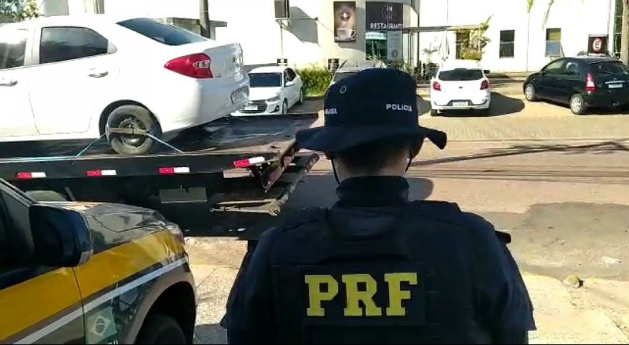 Homem de Campo Bom é preso com carro roubado na BR-116