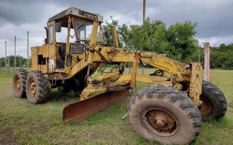 Lotes são compostos por veículos, equipamentos e sucatas com lances a partir de R 