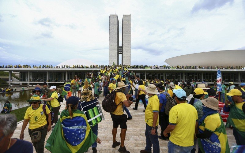  Congresso, STF e Palácio do Planalto foram invadidos no último domingo (8)