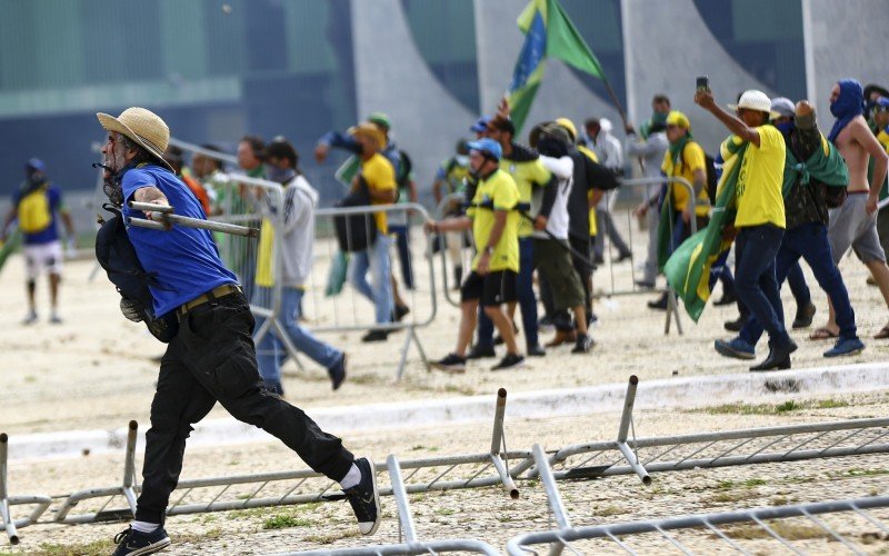 Manifestantes invadiram o Congresso, STF e Palácio do Planalto em 8 de janeiro deste ano  | abc+