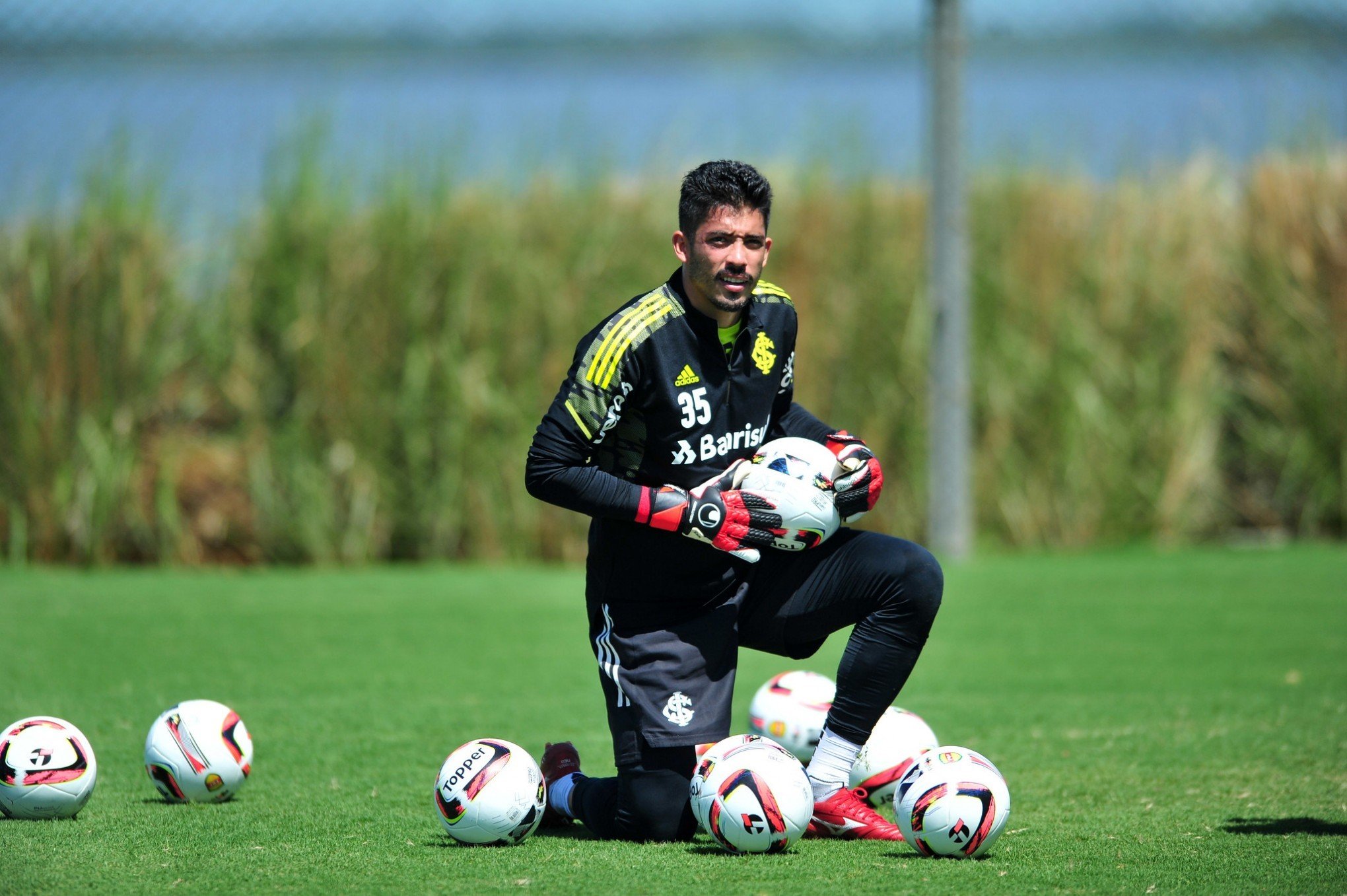 Goleiro Daniel pode deixar o Inter rumo aos Estados Unidos