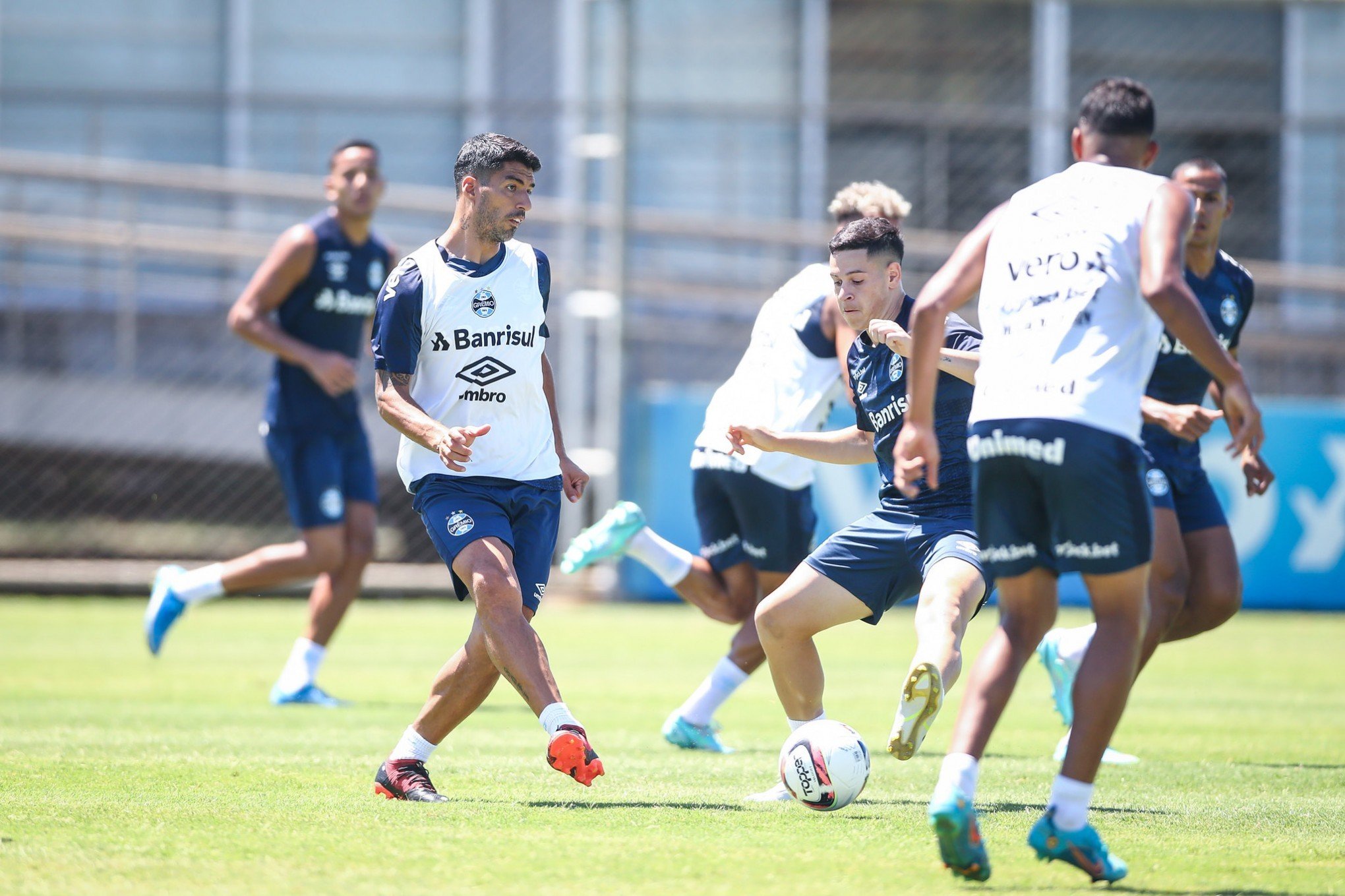 Grêmio vence o Novo Hamburgo em jogo-treino no CT Luiz Carvalho