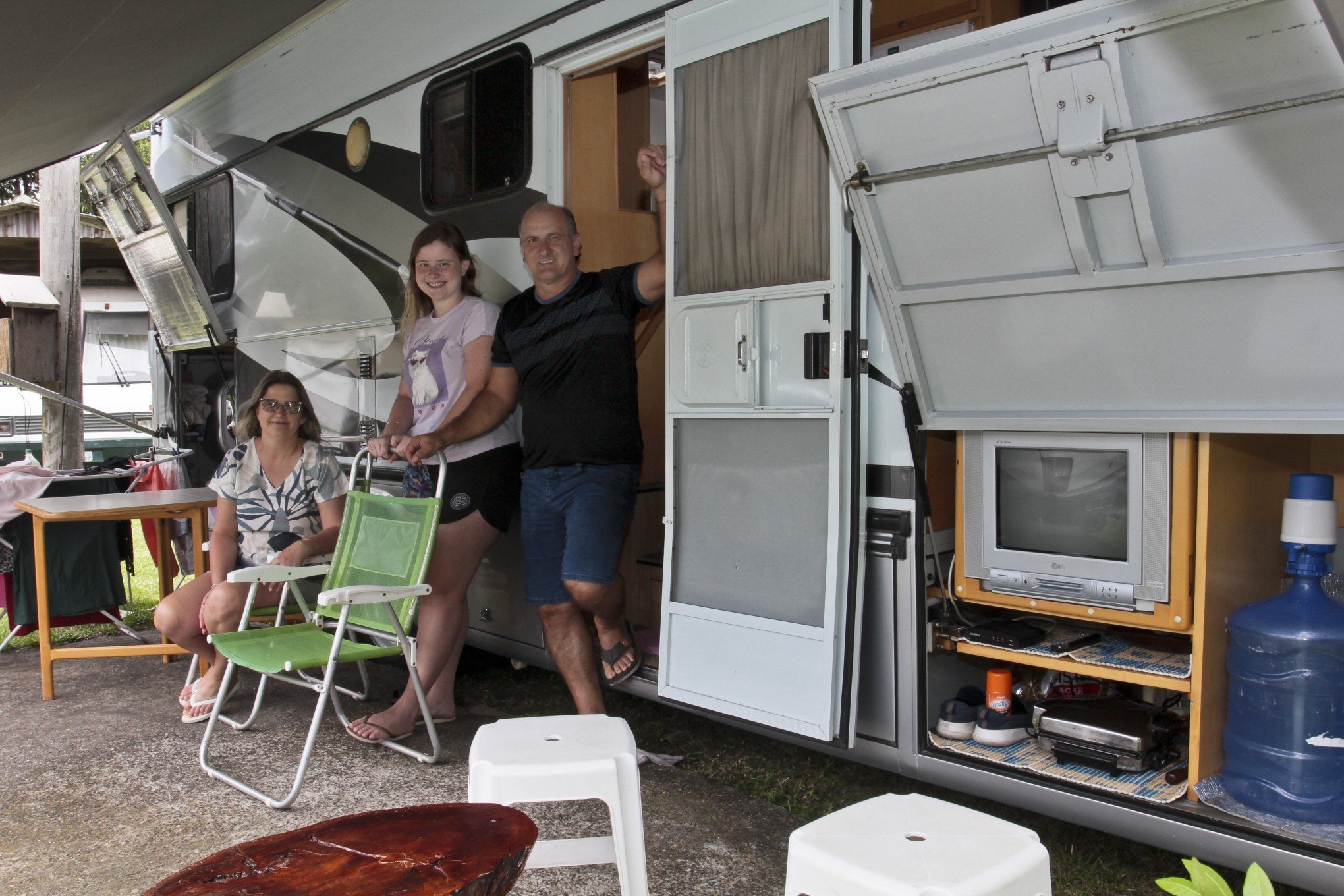 Motorhomes e barracas são opções para veranear no litoral norte