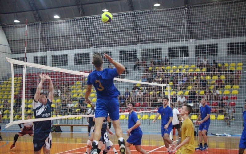 Final do Aberto de Vôlei de Campo Bom acontece nesta quinta-feira (26)