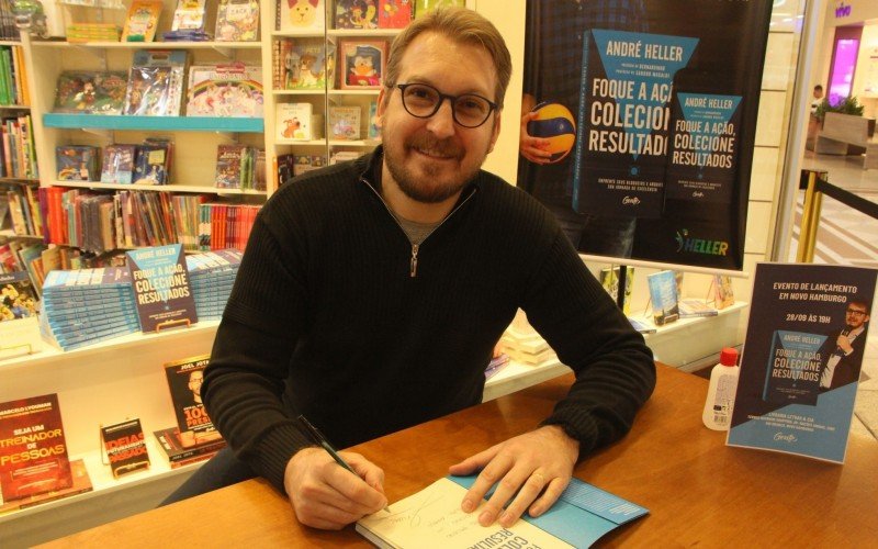 Campeão olímpico André Heller faz novo lançamento do seu livro nesta sexta-feira em Novo Hamburgo