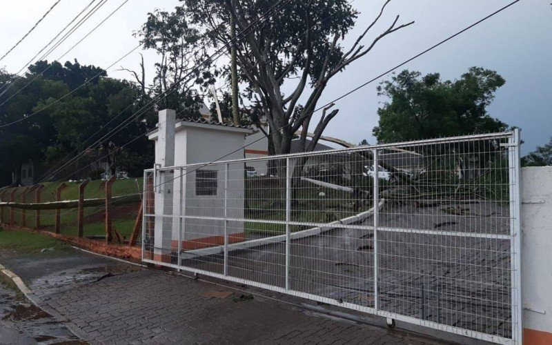 Tempestade severa afeta servi&ccedil;os p&uacute;blicos de Taquara nesta sexta-feira