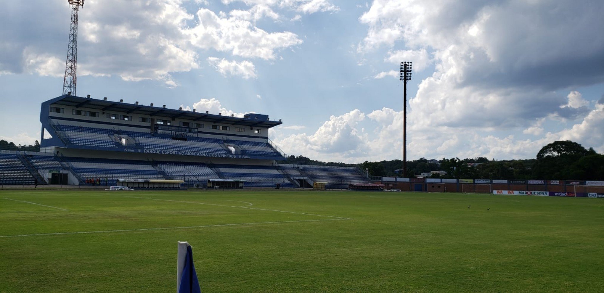 Grêmio vence Esportivo por 2 a 0, em Bento Gonçalves