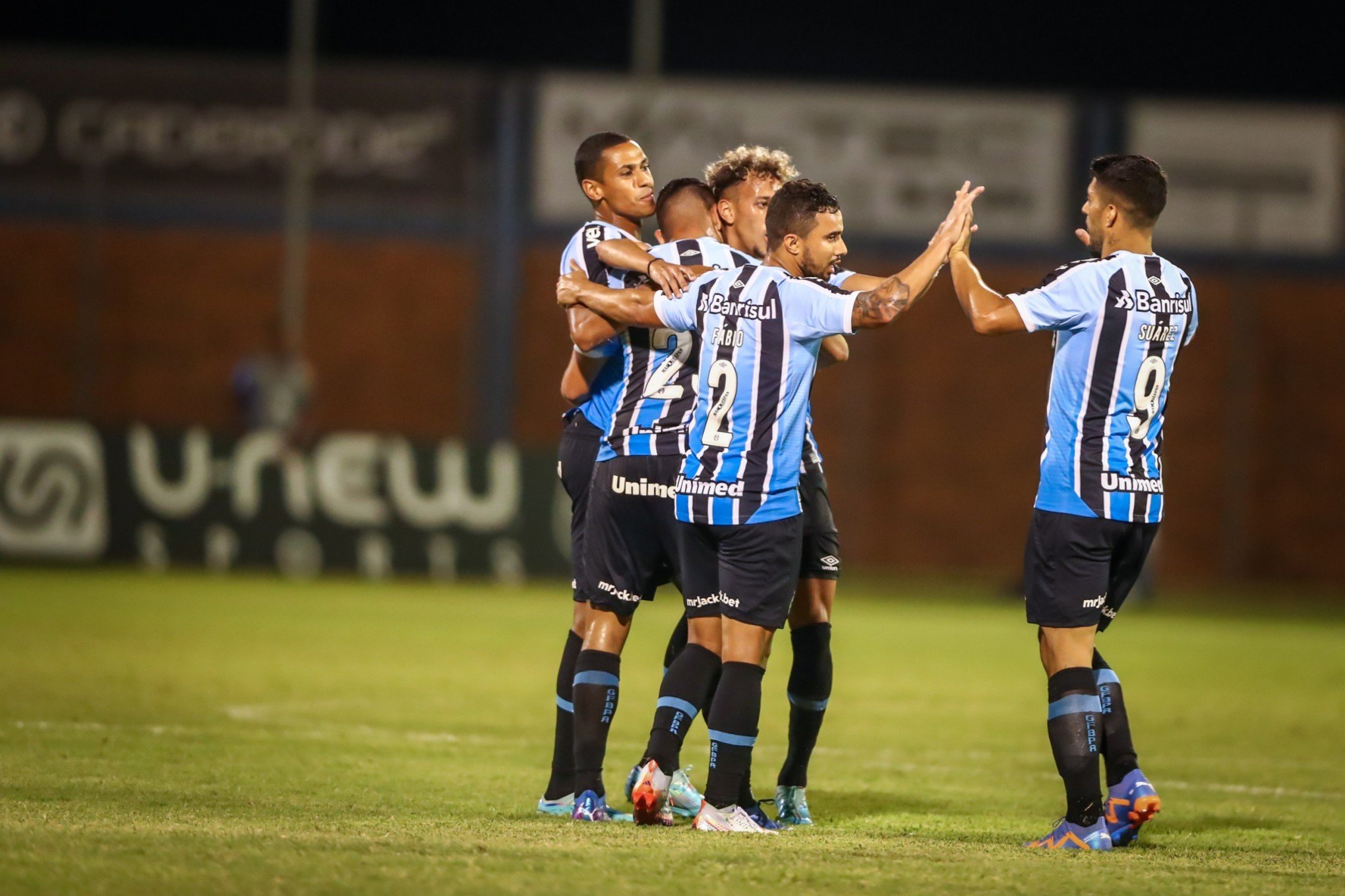 Grêmio bate o Esportivo em Bento Gonçalves e segue com 100% de aproveitamento