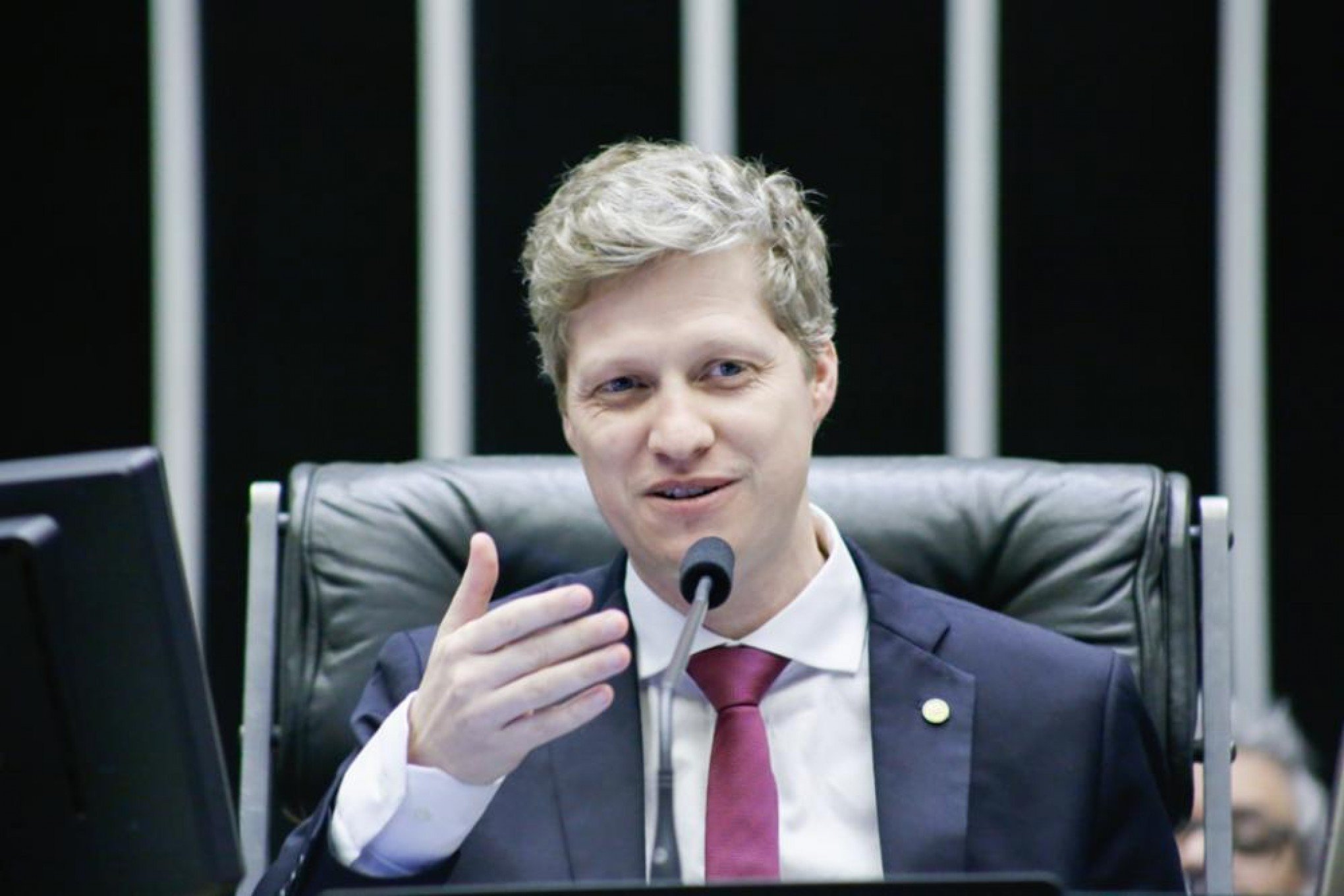 Marcel Van Hattem será vice-líder da oposição na Câmara e promete agir contra medidas populistas de Lula