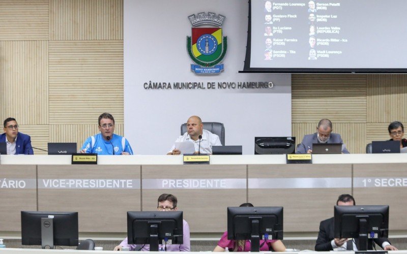 Darlan Oliveira (PDT) assume segunda secretaria da Câmara