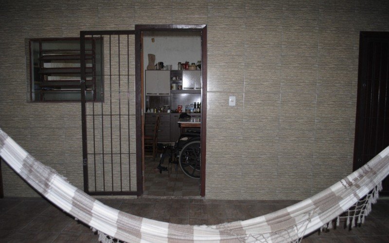 Filho morre em casa e mãe dependente não resiste após dias sem água e comida
