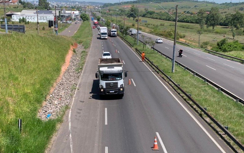 Bloqueios devido a obras geram lentidão na BR-116
