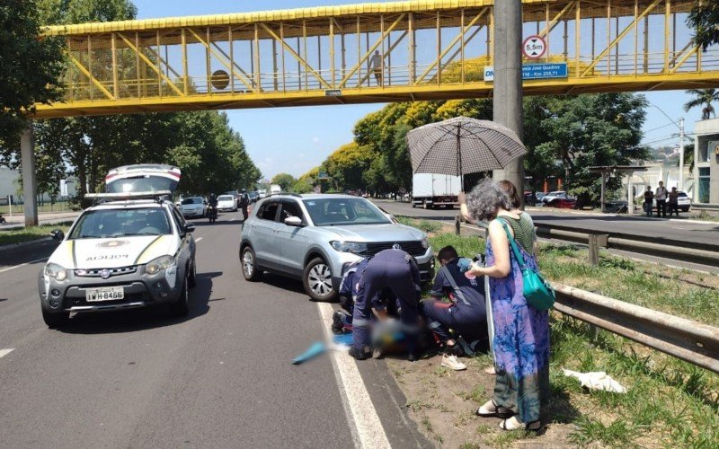 Mulher fica ferida após ser atropelada na BR-116