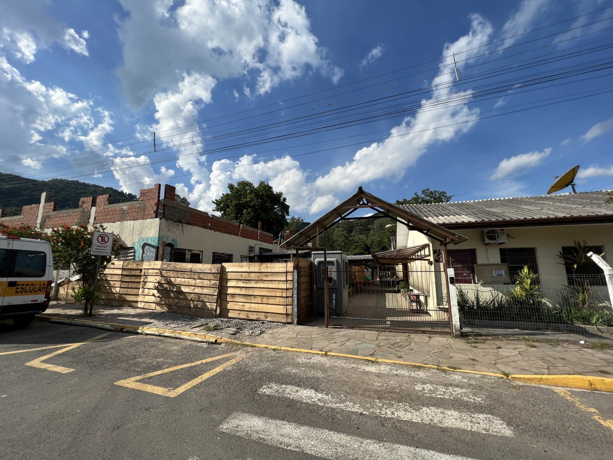 Escola Mosés Bezzi recebe obras de ampliação de dois pisos em Gramado