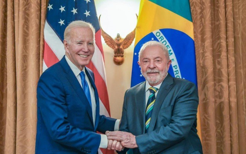 Lula propõe a Biden governança global para as questões climáticas