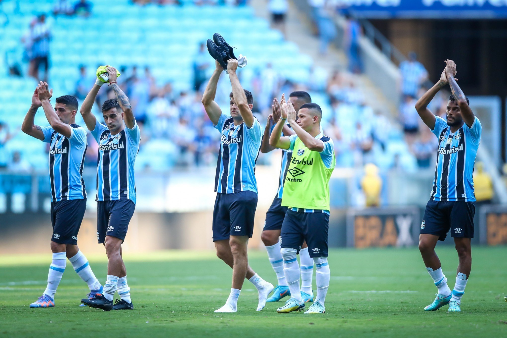 Grêmio tem a semana cheia para treinar e recuperar seus jogadores