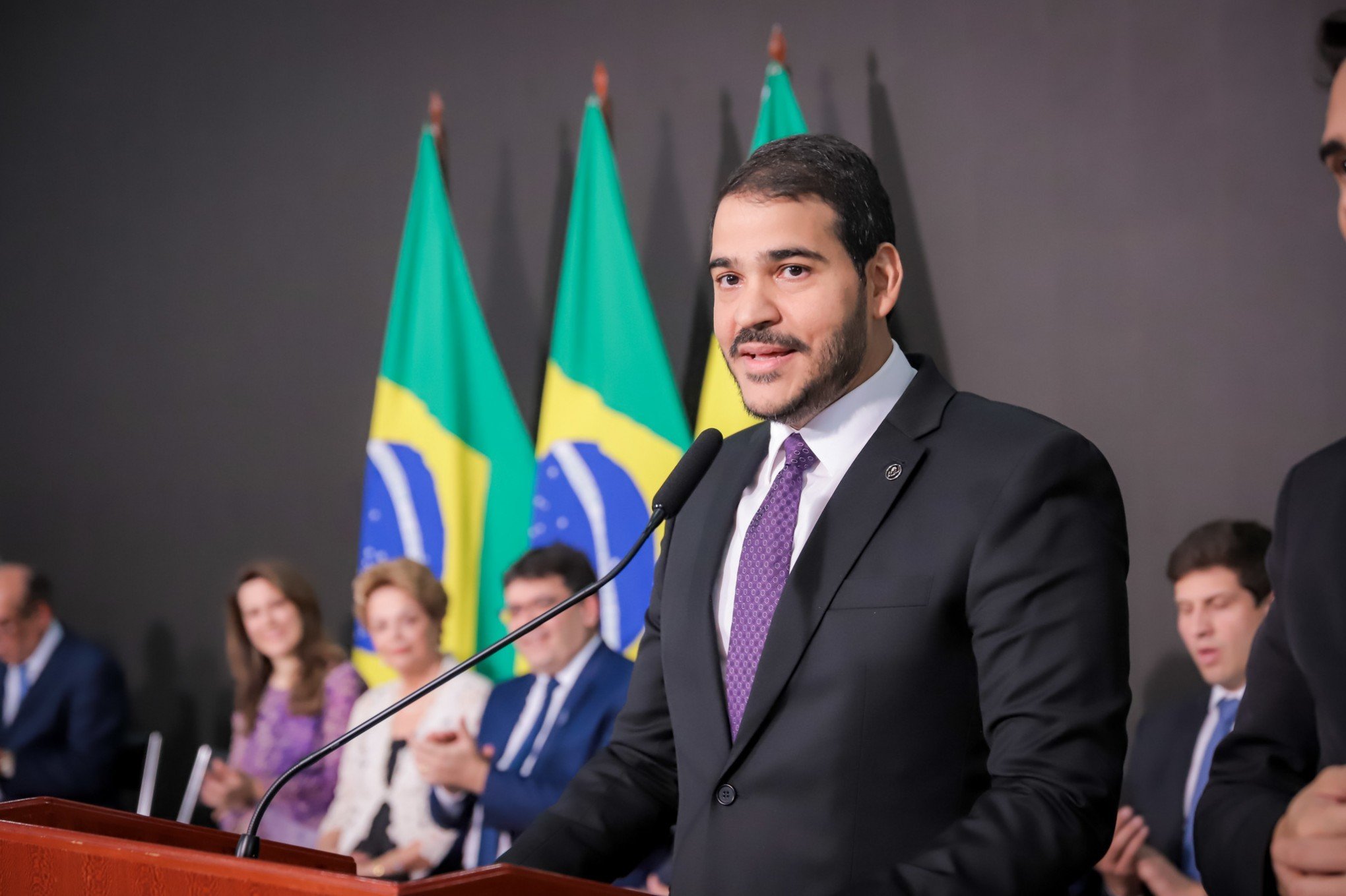 Lula indica Jorge Messias, advogado-geral da União, para vaga de Barroso no STF