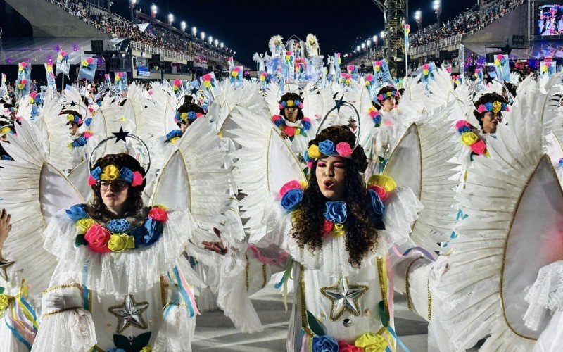 A Estácio de Sá, tradicional escola do território que é berço do samba, não repetiu a grandeza contumaz de suas apresentações