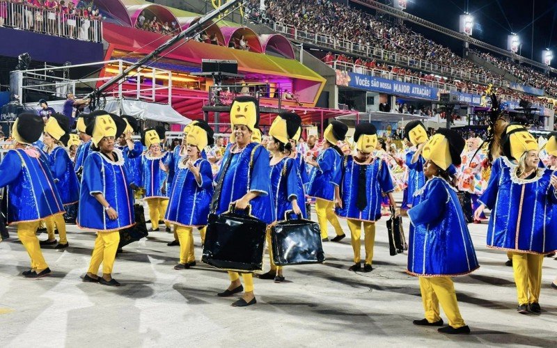 Mergulhando no mundo lúdico da infância, a Vigário fez um desfile digno