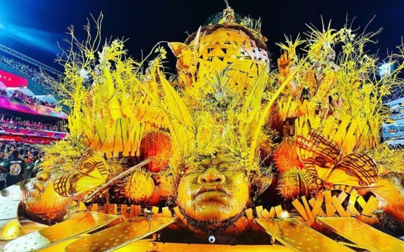 Desfile das escolas de samba do Rio de Janeiro