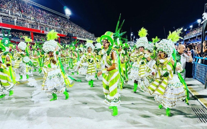 Desfile das escolas de samba do Rio de Janeiro