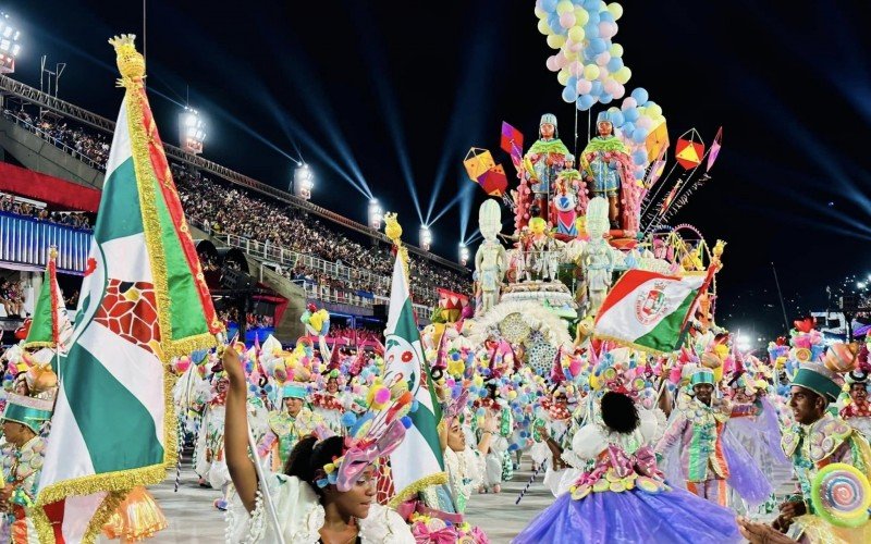 Desfile das escolas de samba do Rio de Janeiro