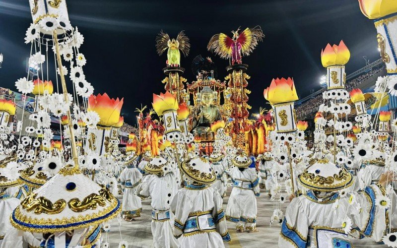 Segundo dia das escolas do Grupo Especial do Rio de Janeiro