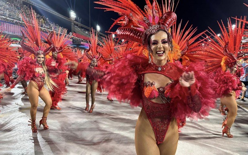 Segundo dia das escolas do Grupo Especial do Rio de Janeiro