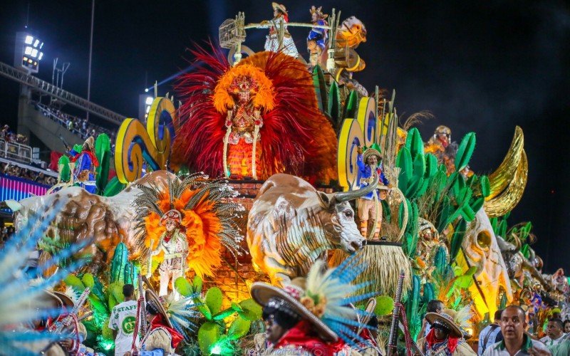 Imperatriz Leopoldinense é a campeã do carnaval do Rio e encerra jejum de 22 anos