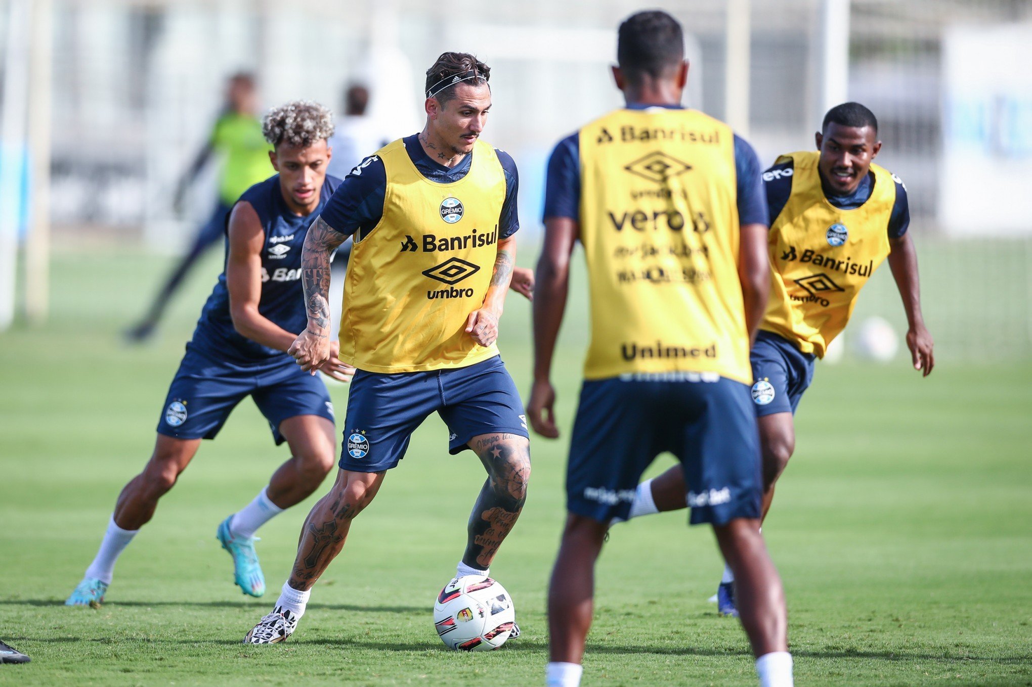 Sem Portaluppi, que ficou no Rio, Grêmio treina em Porto Alegre