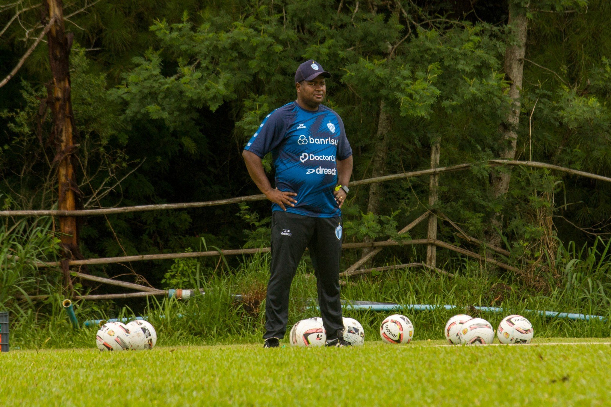 Noia precisa pontuar diante do Grêmio para ter um pouco de alívio na tabela