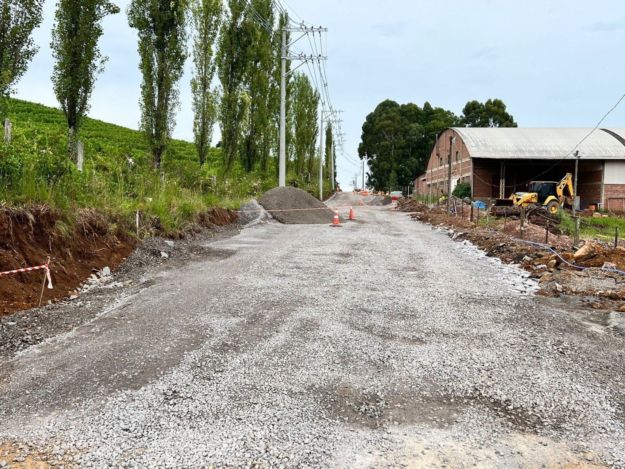 Pavimentação da rua de acesso à Vinícola Ravanello será concluída em março  - Gramado - Jornal de Gramado