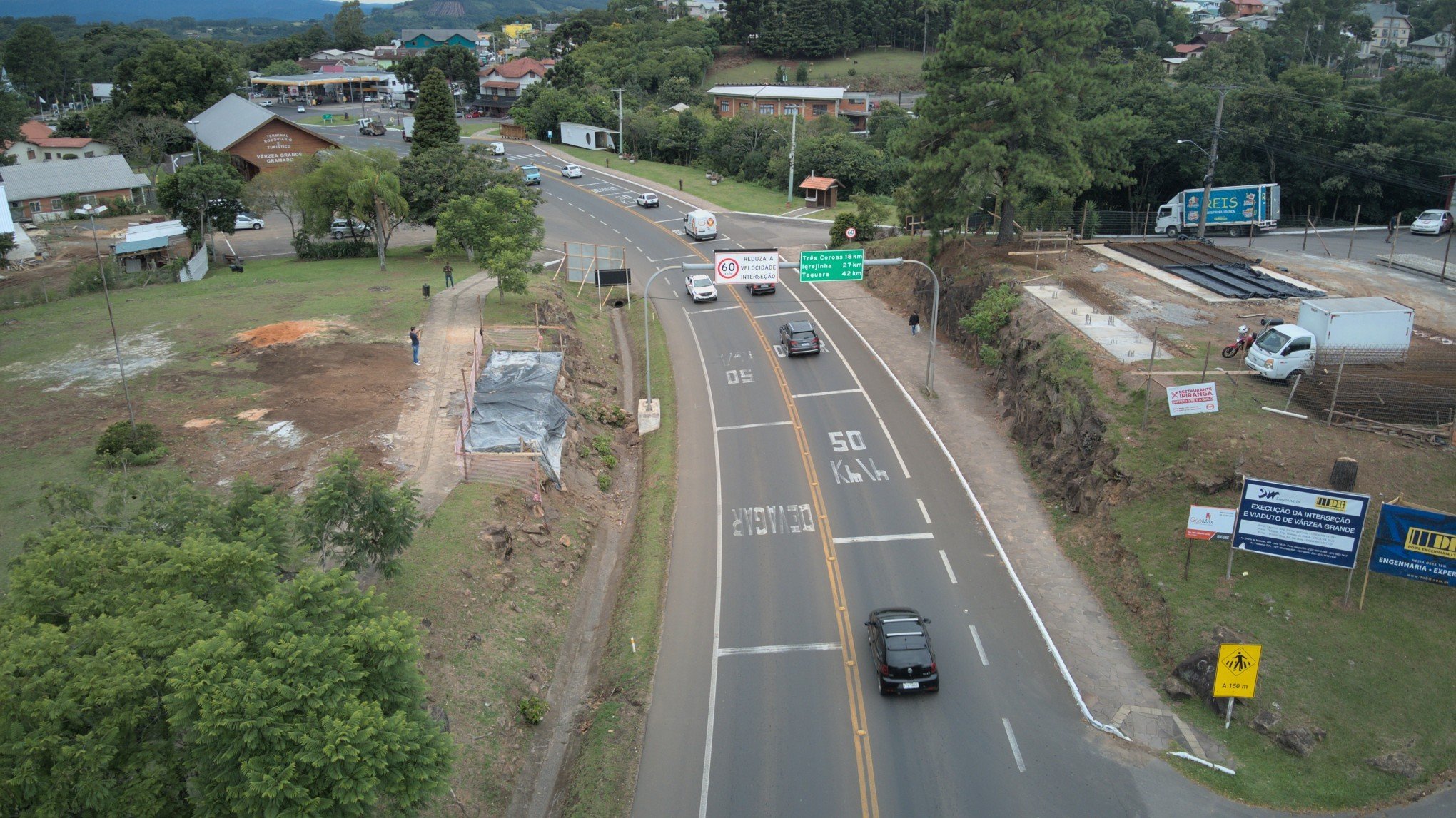 Base do viaduto da RS-115, no bairro Várzea Grande em Gramado, é concretada