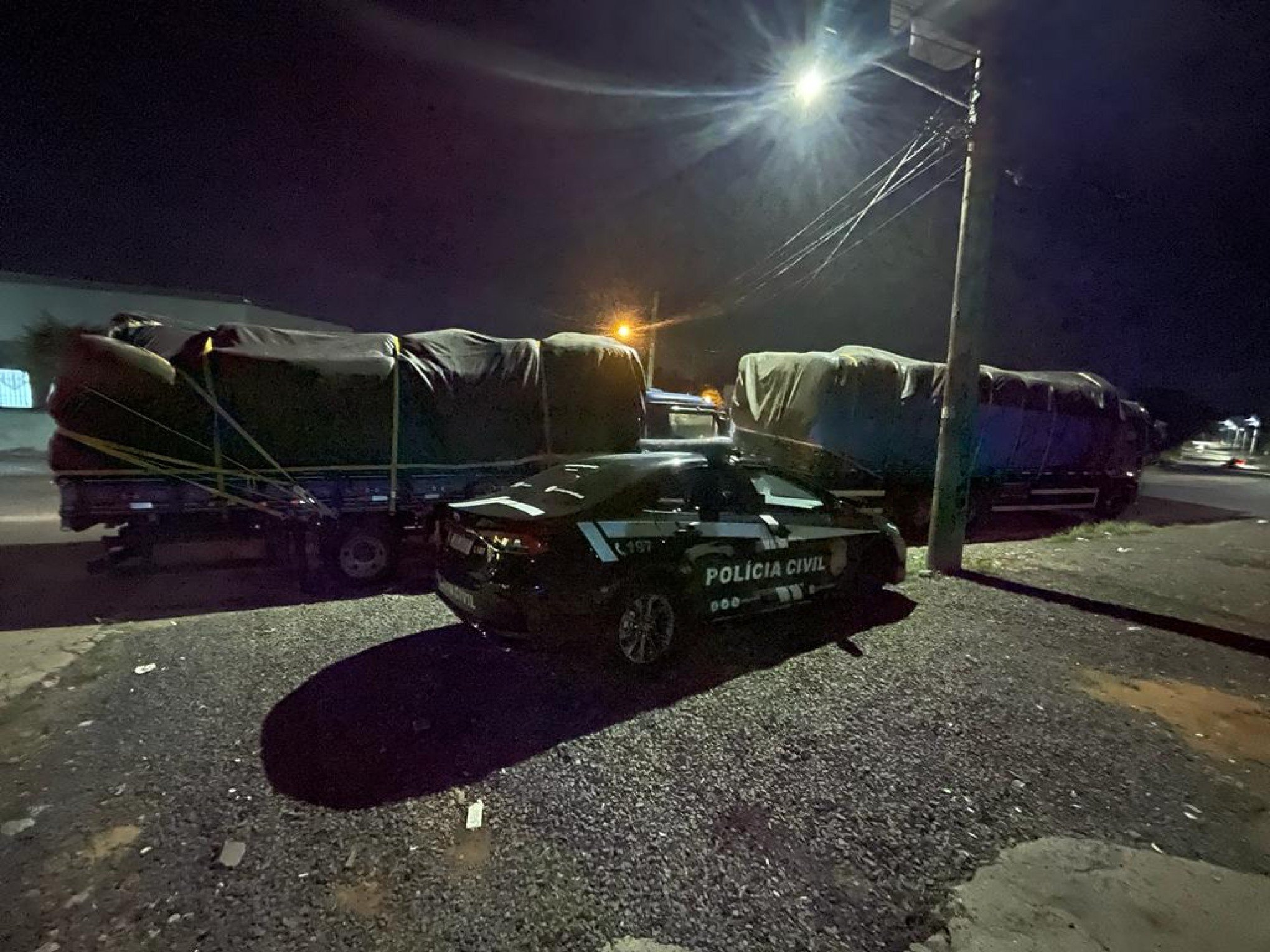 Caminhões roubados em Vale do Sol são recuperados em Sapucaia do Sul