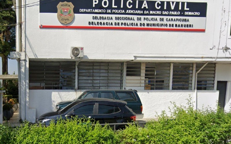 Polícia prende médica suspeita de guardar feto em casa, em Barueri, na região metropolitana de São Paulo