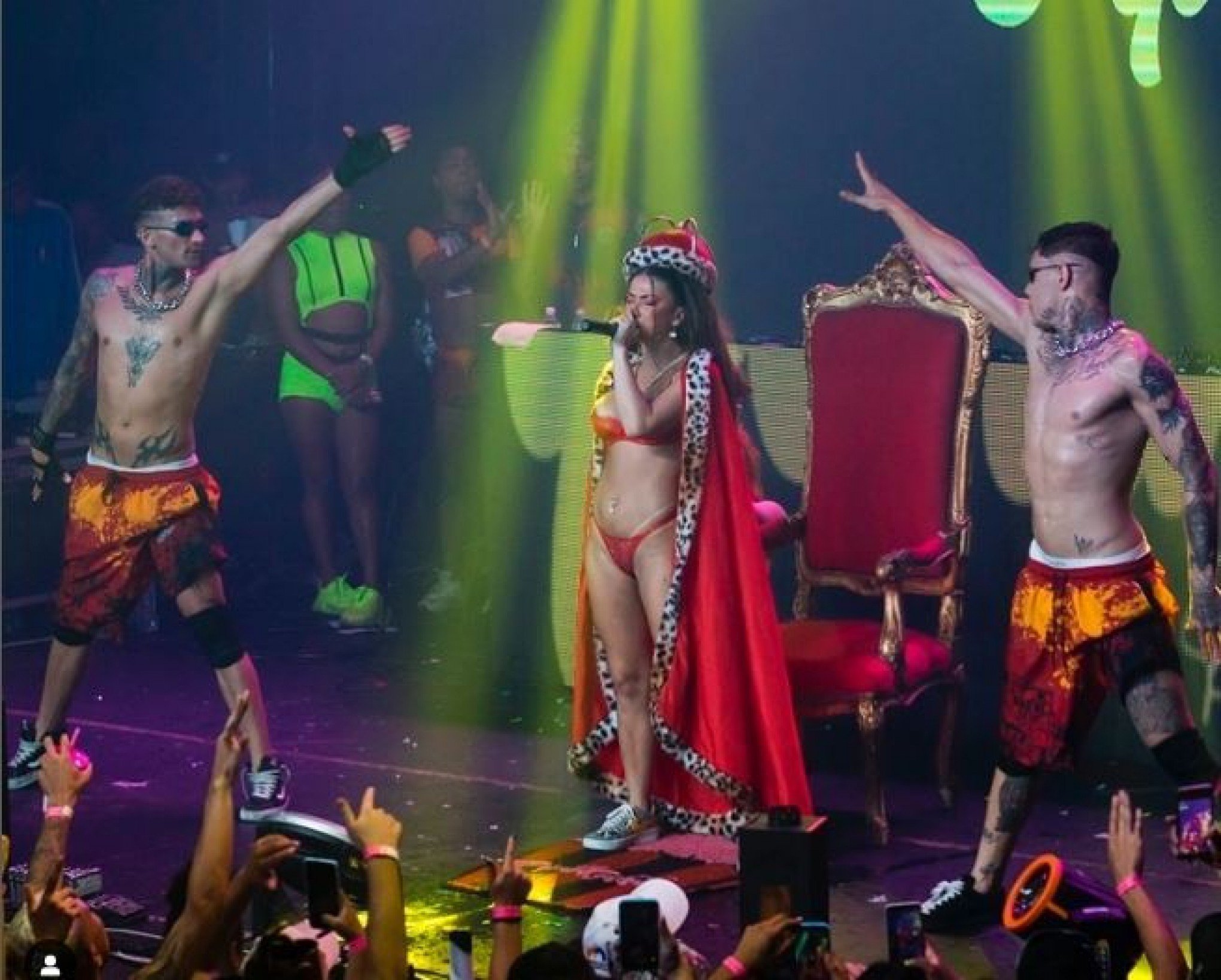 Apresentação de MC Pipokinha