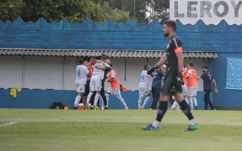  05/03/2023  AIMORÃ‰ 0 X 1 NH