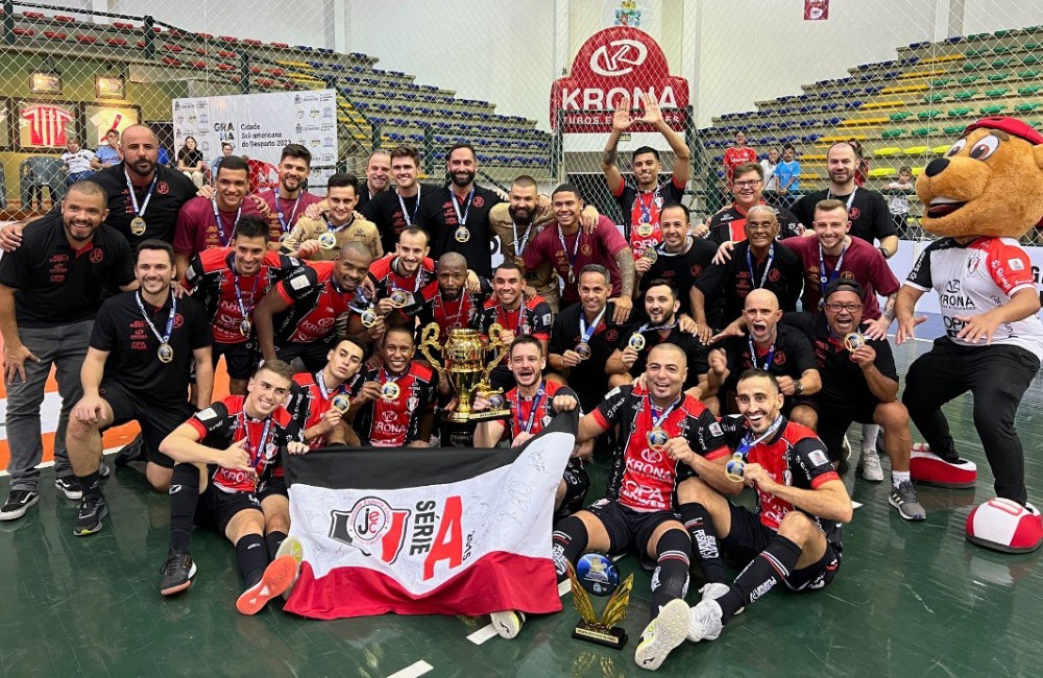 Equipe de Joinville vence a Super Copa Gramado de Futsal