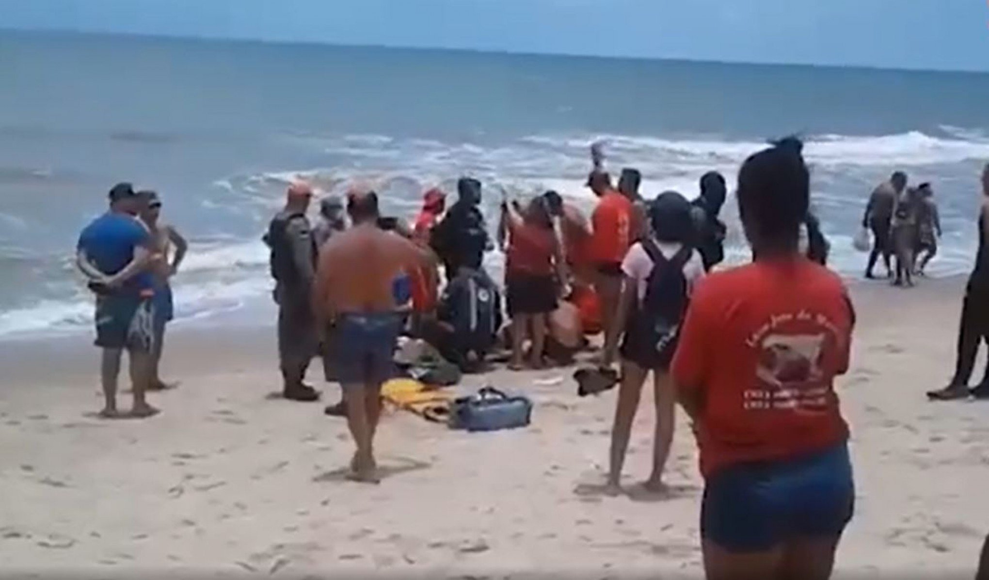 Vítima de tubarão em Pernambuco tem quadro estável de saúde