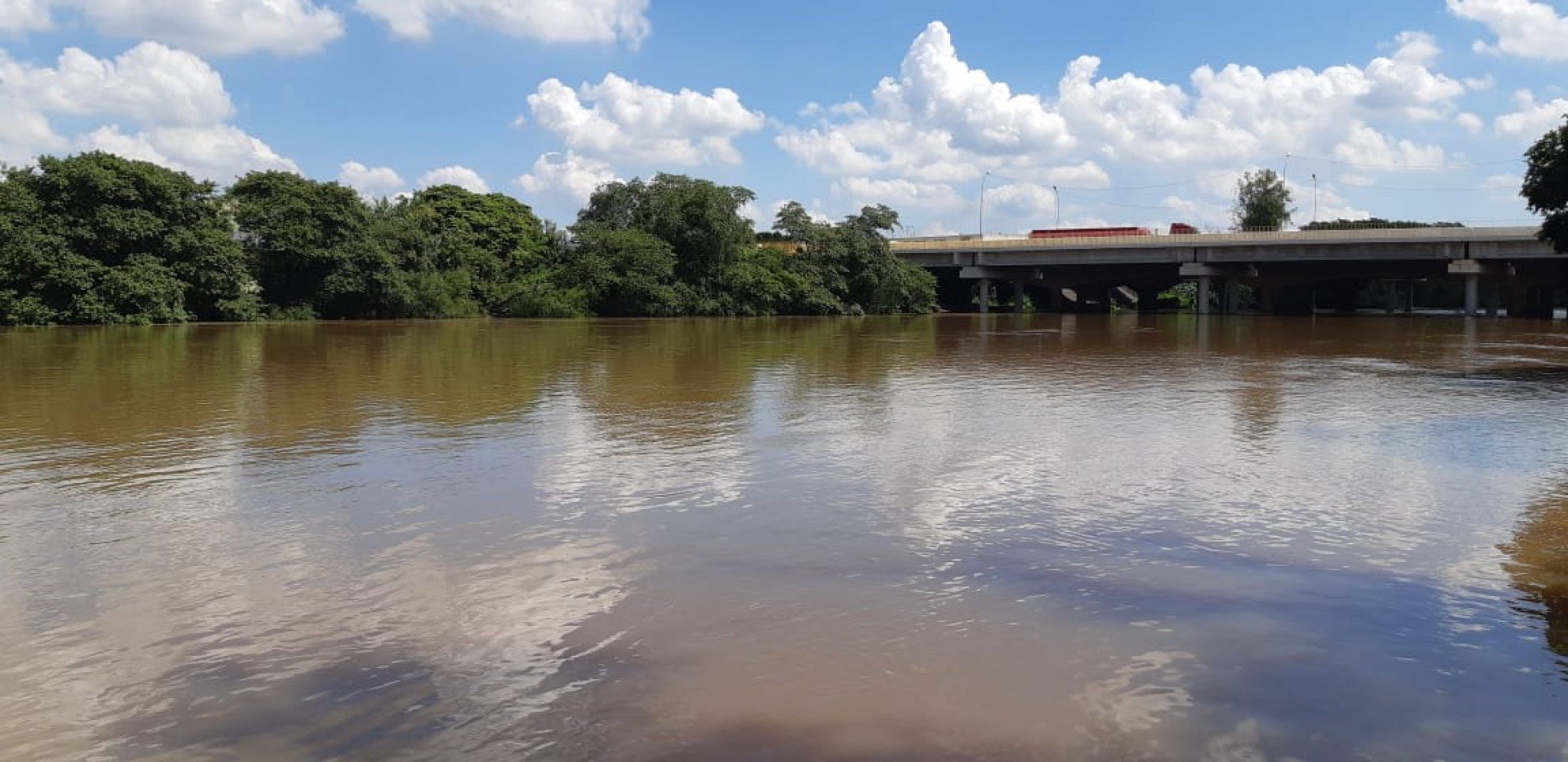 Rio dos Sinos atinge os 4,12 metros e se aproxima do nível de alerta em São Leopoldo