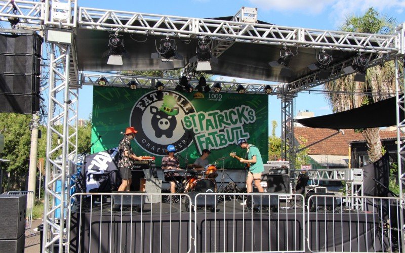 St. Patrick's Day Fat Bull 2023
banda laranja pra suco