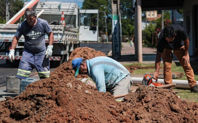 Semae está instalando novas bocas de lobo na Avenida Feitoria