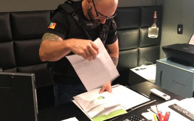 NÃºcleo familiar Ã© investigado por burlar licitaÃ§Ãµes e lavar mais de R$ 500 milhÃµes no RS