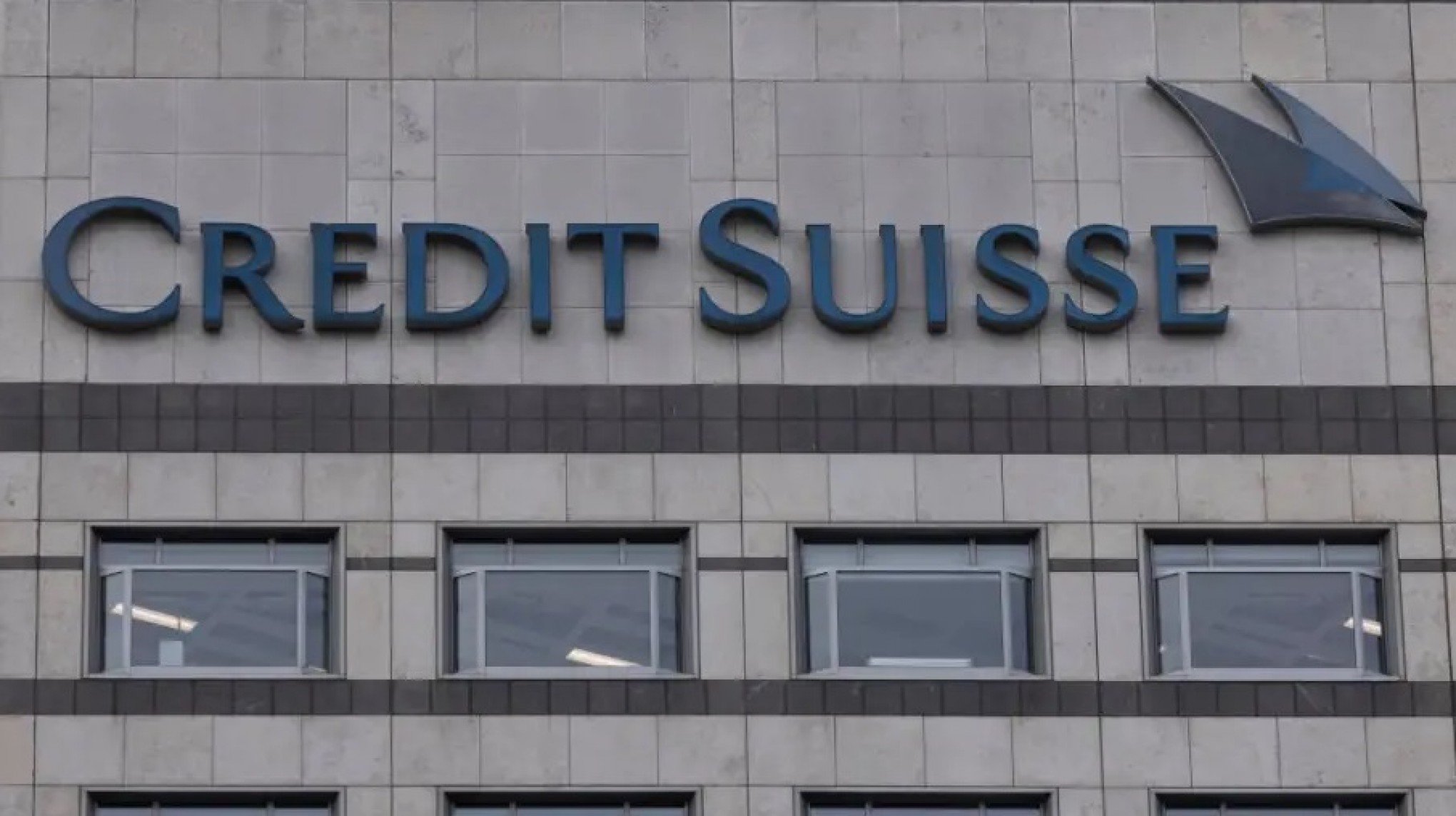 Credit Suisse diz que tomará empréstimo de até US$ 53,7 bi do BC da Suíça