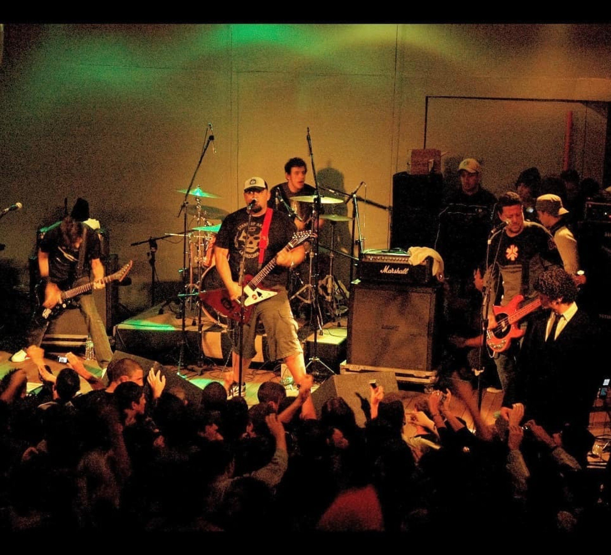 Raimundos agitaram a cena rock de Canoas há 13 anos
