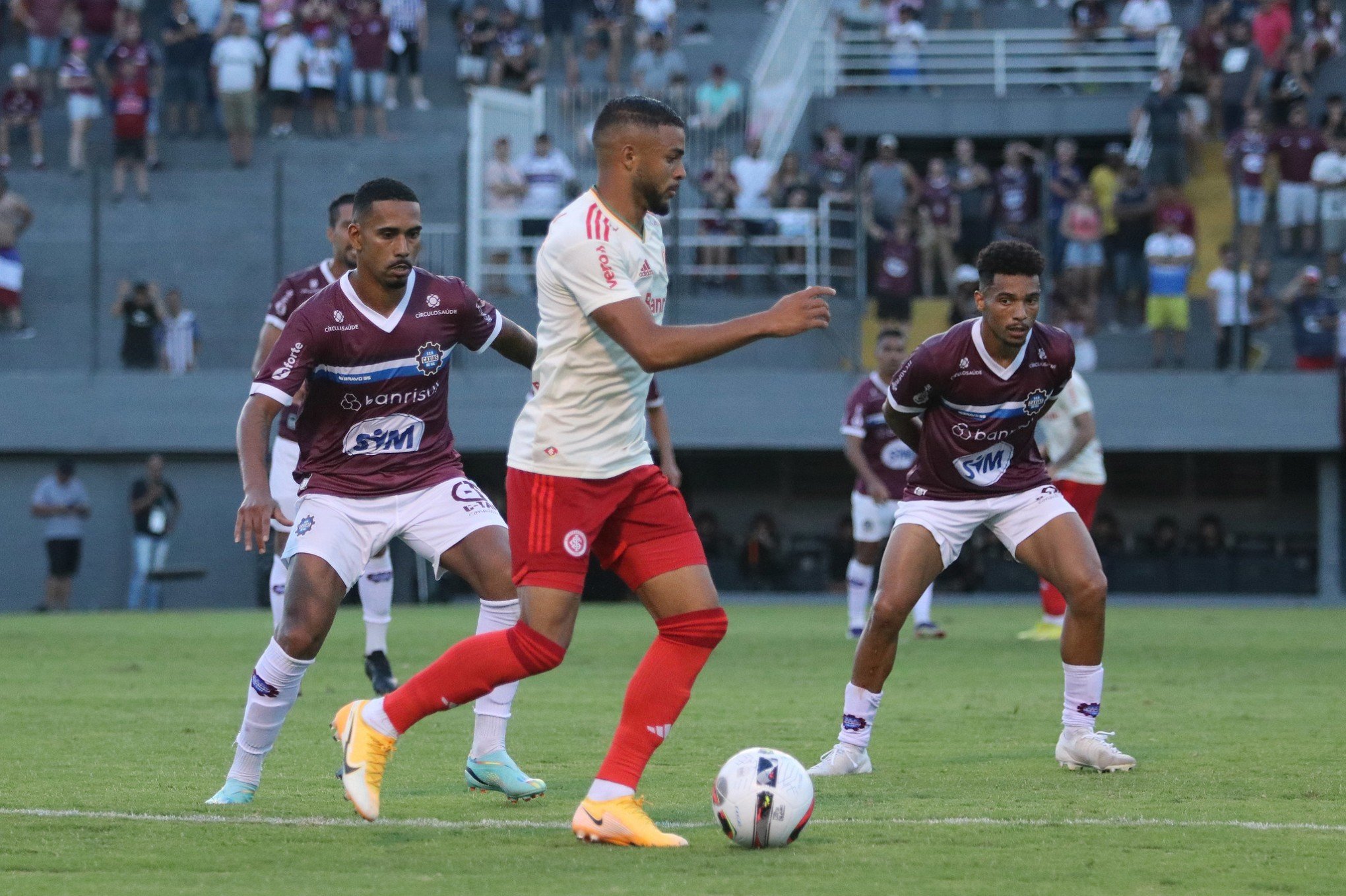 Caxias e Inter empatam e decisão fica para o Beira Rio