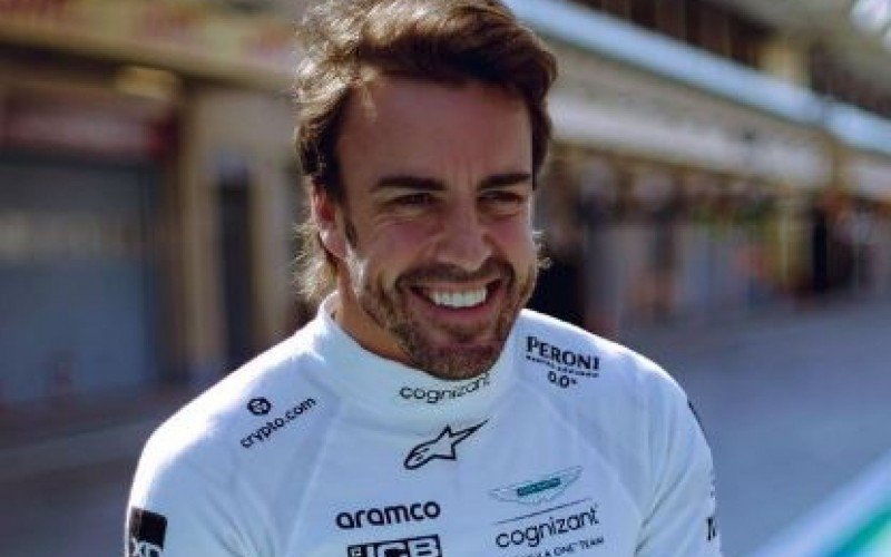 FIA acata pedido de revisão da Aston Martin e devolve 3º lugar a Fernando Alonso